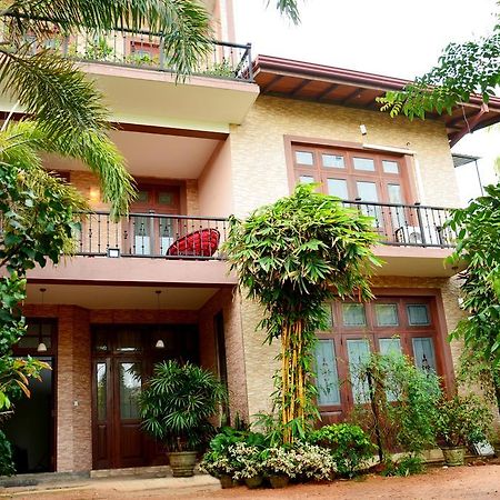 Colombo Mount Beach Dehiwala-Mount Lavinia Exterior photo