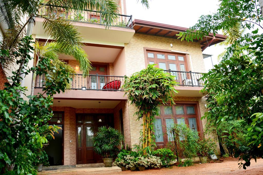Colombo Mount Beach Dehiwala-Mount Lavinia Exterior photo